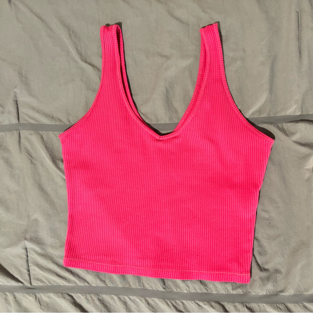 Hollister Cropped Tank Top. Size S!